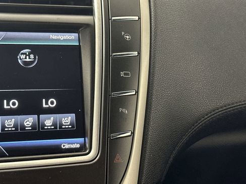 Used 2016 Lincoln MKX Reserve w/ Technology Package image 22