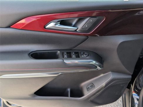 Used 2025 Chevrolet Traverse Z71 w/ Driver Confidence Package image 22