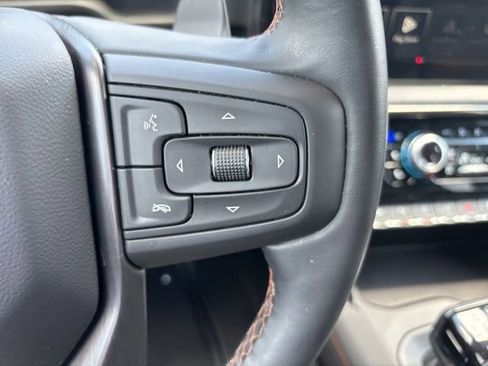 Used 2024 GMC Sierra 1500 AT4 w/ Technology Package AWD/4WD image 28