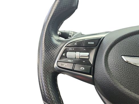 Used 2019 Genesis G70 2.0T Advanced w/ Dynamic Package image 36