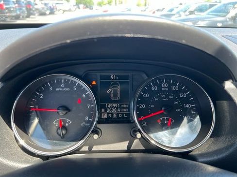 Used 2015 Nissan Rogue S w/ Convenience Package AWD/4WD image 11