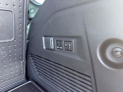 New 2026 Chevrolet Tahoe High Country image 16