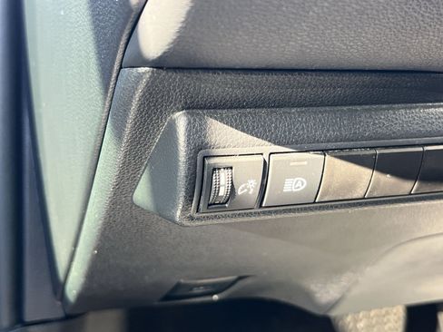 Used 2025 Toyota Corolla LE FWD image 25