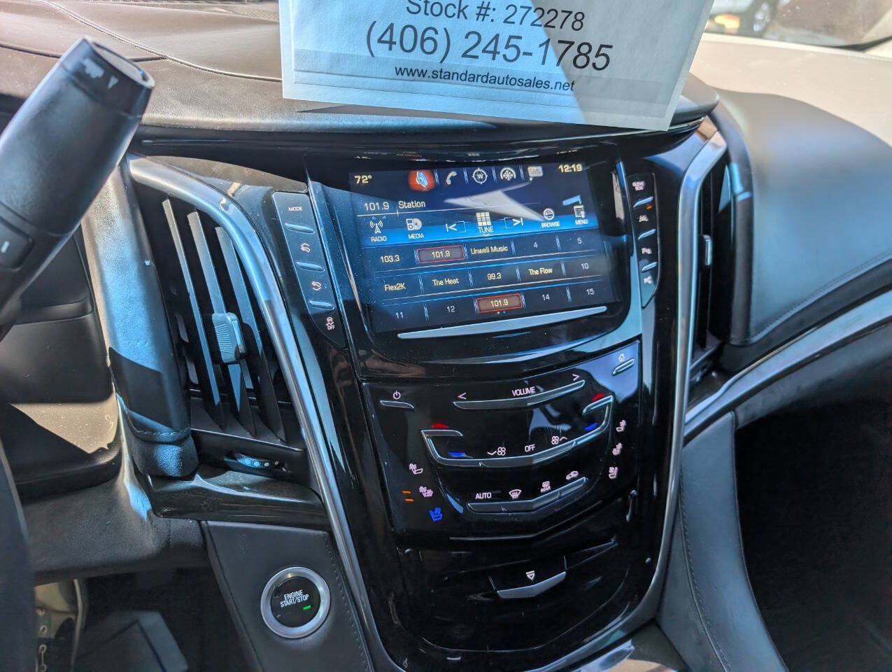 Used 2017 Cadillac Escalade ESV Platinum AWD/4WD image 27