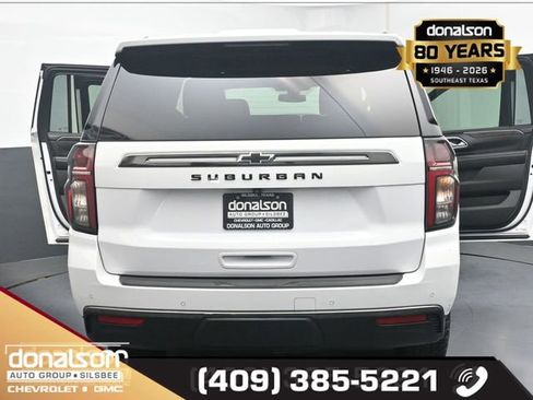 Used 2022 Chevrolet Suburban Z71 w/ Luxury Package image 26