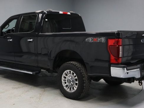Used 2020 Ford F350 XLT w/ XLT Premium Package image 9