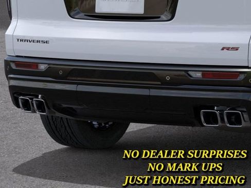 New 2026 Chevrolet Traverse RS image 14