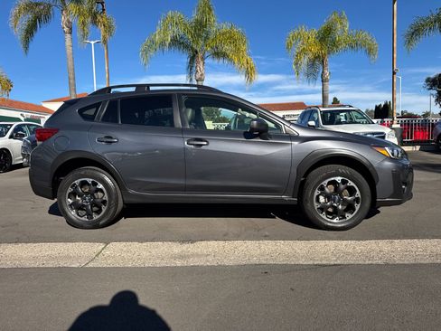 Certified 2022 Subaru Crosstrek 2.0i Premium w/ Popular Package #3 image 5