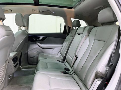Used 2019 Audi Q7 3.0T Premium Plus image 17