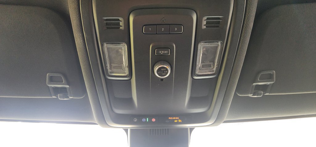 Used 2023 GMC Yukon SLT AWD/4WD image 43