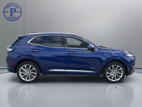 Used 2024 Buick Envision Avenir AWD/4WD image 8