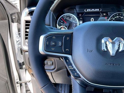 New 2026 RAM 1500 4x4 Crew Cab image 28