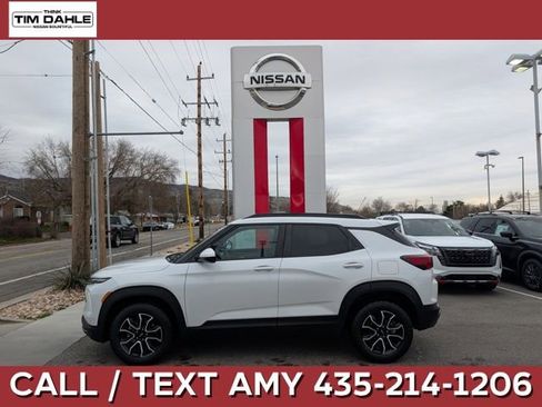 Used 2025 Chevrolet TrailBlazer ACTIV w/ Convenience Package AWD/4WD image 1
