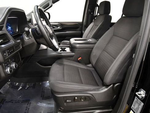 Used 2024 GMC Yukon SLE AWD/4WD image 14
