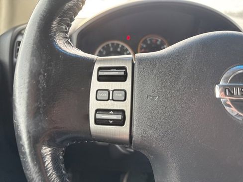 Used 2008 Nissan Titan SE image 19