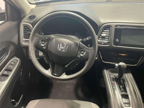 Certified 2022 Honda HR-V EX image 12