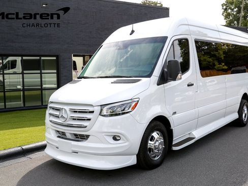 Used 2023 Mercedes-Benz Sprinter 3500 image 1