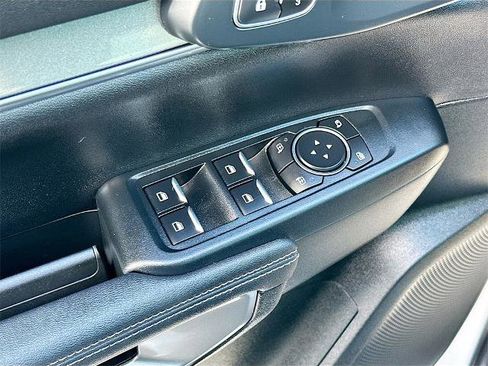 Certified 2024 Ford Ranger Lariat w/ FX4 Off-Road Package image 18