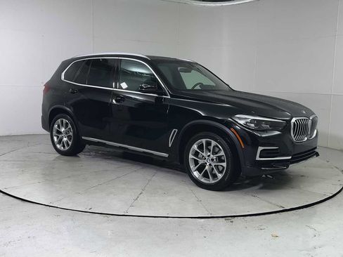 Used 2023 BMW X5 xDrive40i w/ Premium Package image 8