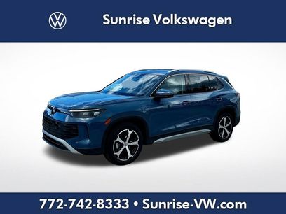 New 2025 Volkswagen Tiguan SE