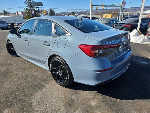 Used 2023 Honda Civic Sport image 5