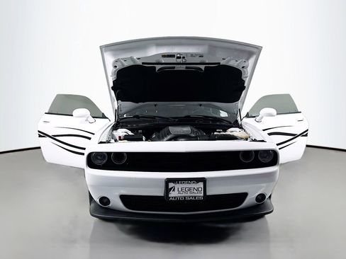 Used 2019 Dodge Challenger R/T w/ Driver Convenience Group image 20
