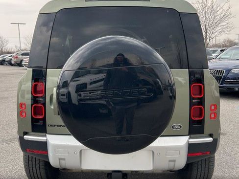 Used 2021 Land Rover Defender 110 S image 12