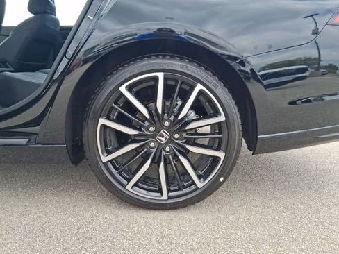 Used 2025 Honda Accord Touring image 7