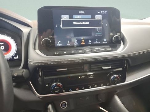 Used 2023 Nissan Rogue Platinum w/ Platinum Premium Package image 33