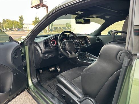 Used 2019 Dodge Challenger SRT Hellcat Redeye RWD image 43