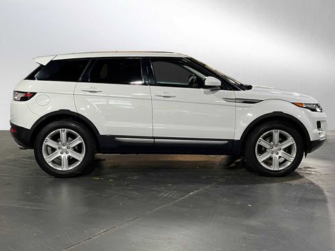 Used 2015 Land Rover Range Rover Evoque Pure Plus image 2