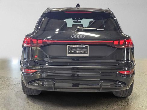Used 2025 Audi SQ6 e-tron Prestige AWD/4WD image 4