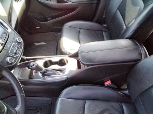 Used 2018 Chevrolet Malibu LT w/ Leather Package image 24