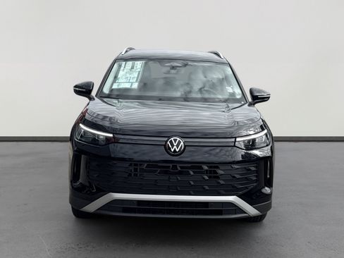 New 2026 Volkswagen Tiguan S FWD image 2