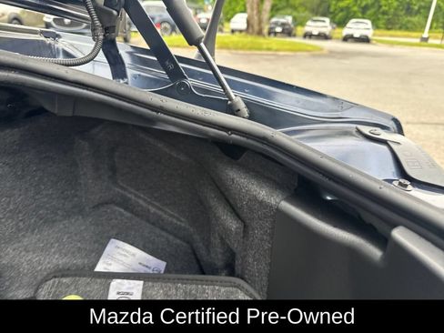 Certified 2025 MAZDA MX-5 Miata Club w/ Appearance Package RWD image 49