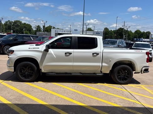 New 2026 Chevrolet Silverado 1500 Custom w/ Turbomax Blackout Package AWD/4WD image 7