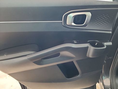 Used 2023 Kia Sorento S w/ Panoramic Sunroof Package FWD image 38