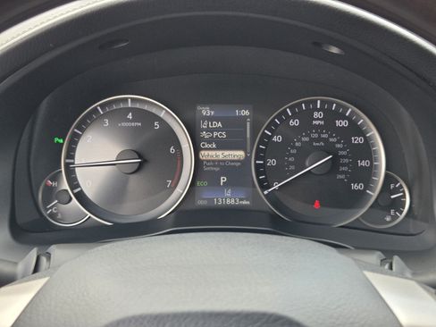 Used 2016 Lexus ES 350 w/ Luxury Package w/Wood Trim FWD image 24