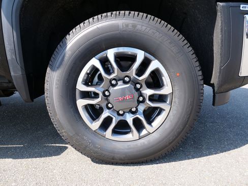 New 2025 GMC Sierra 2500 SLT w/ SLT Convenience Package image 12