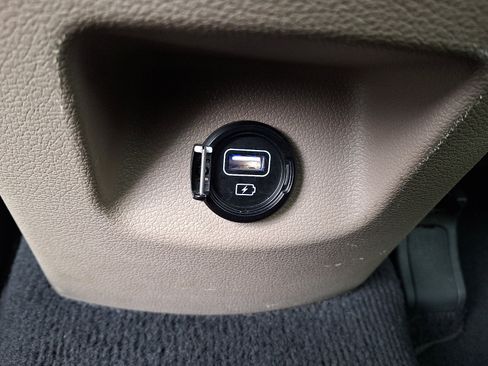 Used 2019 Hyundai Tucson Ultimate w/ Cargo Package FWD image 12