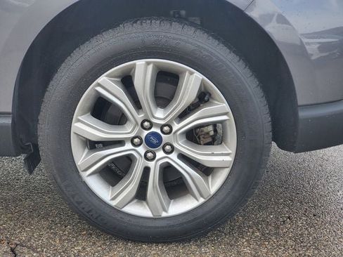 Used 2022 Ford Edge Titanium AWD/4WD image 32