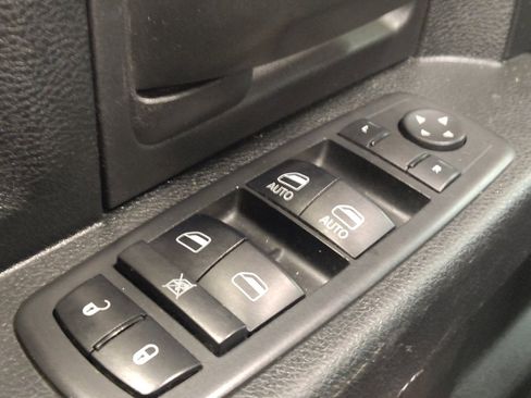 Used 2018 RAM 1500 Tradesman w/ Popular Equipment Group RWD image 27