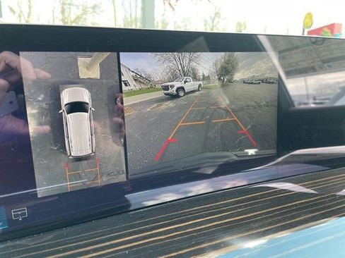 New 2026 Cadillac Escalade Luxury w/ Touring Package AWD/4WD image 19