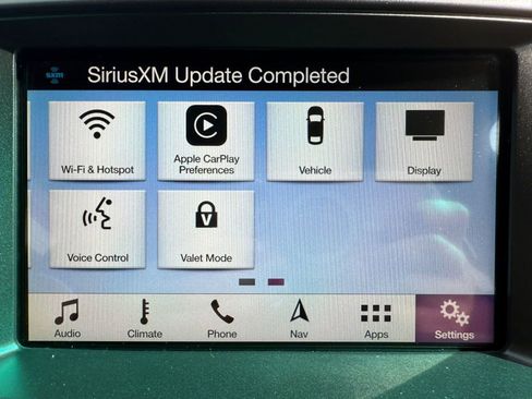 Used 2018 Ford Explorer XLT w/ Equipment Group 202A image 30