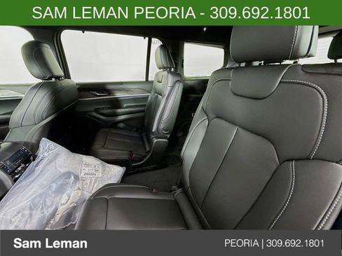 New 2025 Jeep Grand Cherokee L Limited image 25