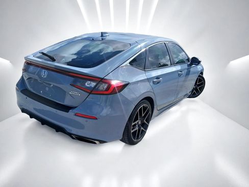Used 2022 Honda Civic Sport Touring image 3
