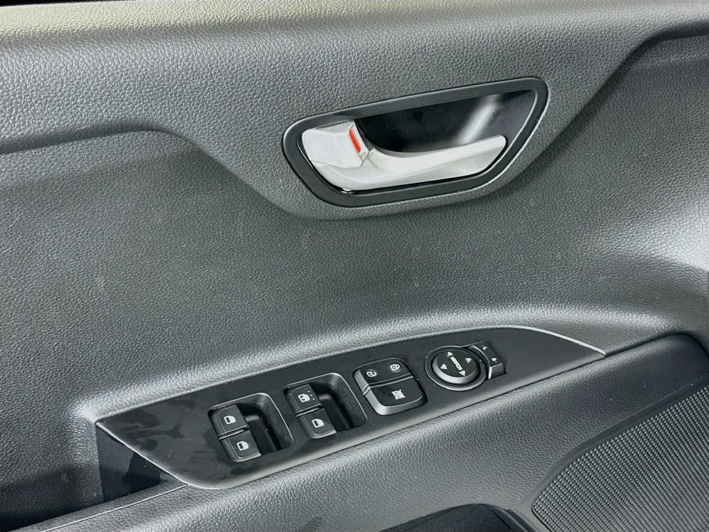 Used 2023 Kia Rio S FWD image 17