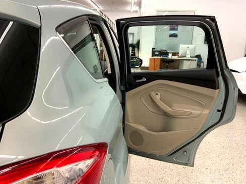 Used 2013 Ford C-MAX SEL image 33