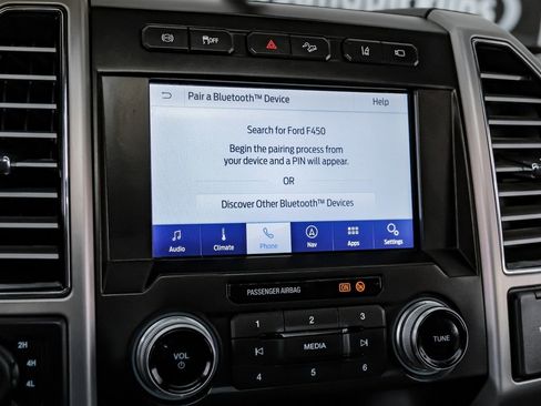 Used 2021 Ford F450 Platinum w/ FX4 Off-Road Package image 34