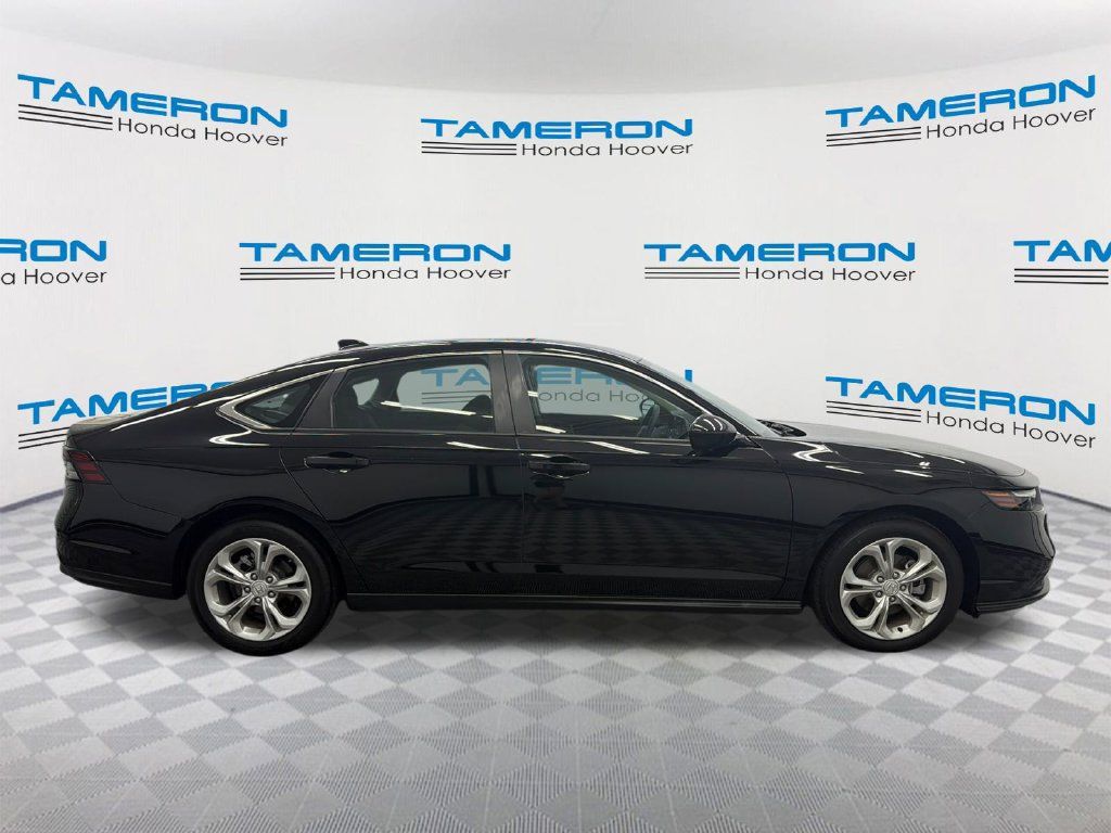 Used 2023 Honda Accord LX image 6